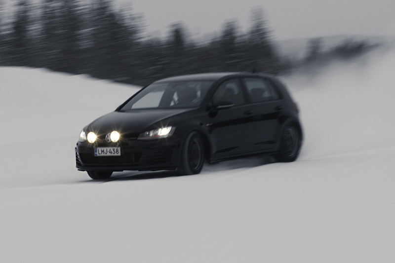 Illustration for article titled Flat Out At White Hell, The Northernmost Car Testing Center In The World